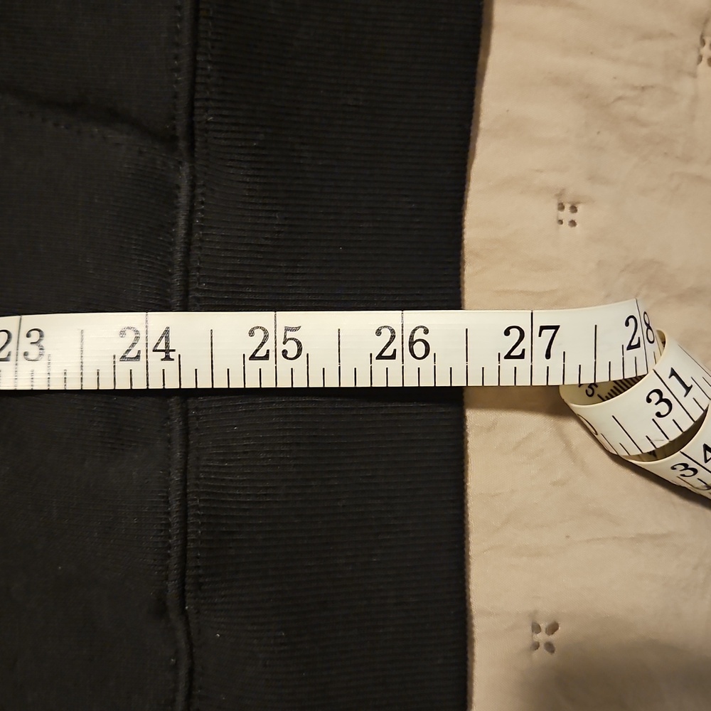 NWOT Supreme Black Hoodie With Satin Bold White Logo - Picture 12 of 13